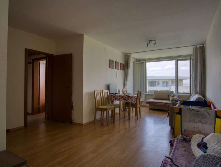 двустаен апартамент в жилищен комплекс Orchid Fort Garden за продажба