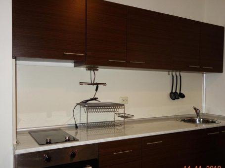 Кухня апартамент в New Line Village
