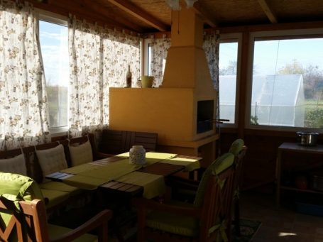 Къща в голяма всекидневна и четири спални в Каменар Id 129 