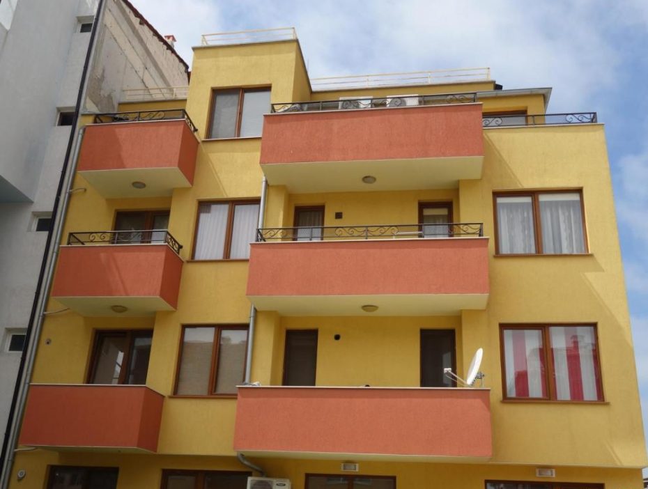 Id 89 Продажба на апартамент с една спалня в жилищна сграда в квартал Черно Море Несебър