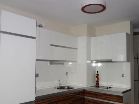 ID 81 Вторичная трехкомнатная квартира на продажу в комплексе Одиссей в городе Несебр
