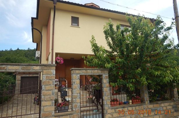 Дом в селе Горица - продажа от Апарт Эстейт Id 140 