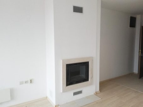ID 130 Продажба на уютно студио с камина в курорт Банско