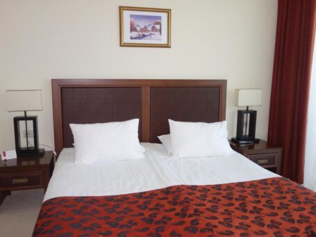 Id 123 Спальня в трехкомнатной квартире на первой линии в Sunset Resort