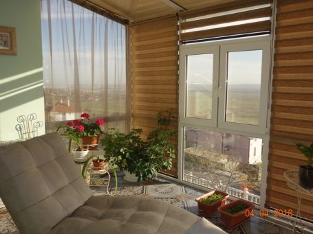 Огромна къща с пет спални и зимна градина - продажба в Кошарица Id 134 