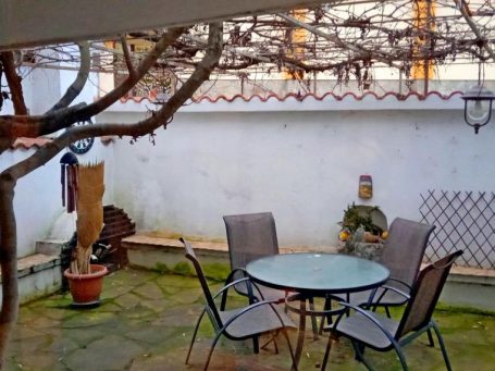 Триетажна къща с беседка с барбекю -  продажба в Черноморец Id 143 