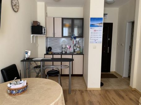  Кухня в двустаен апартамент за продажба в комплекс Мелия 8 в Равда Id 106