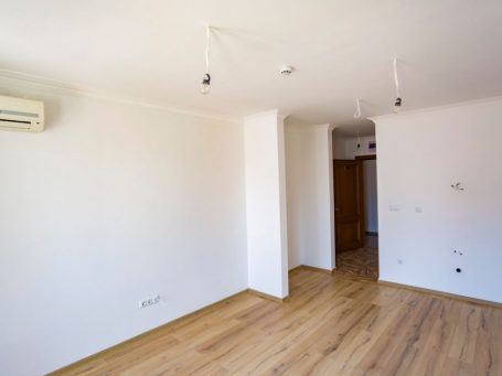 Тристаен апартамент в комплекс Порто Парадизо - имот за продажба в Свети Влас