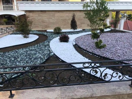 Id 216 Цветни лехи в комплекс Valencia Gardens
