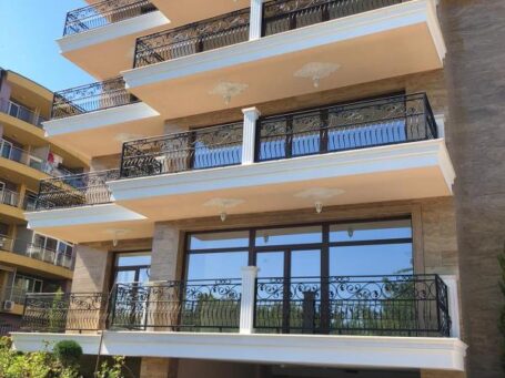 Id 215 Комплекс Valencia Gardens снаружи