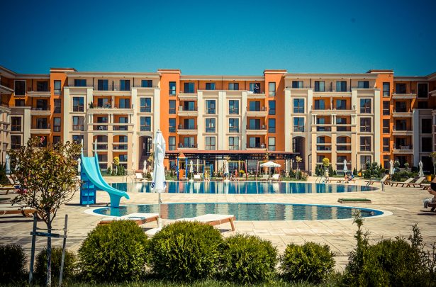 Студии в комплексе Prestige Fort Beach - Недвижимость Свети Влас
