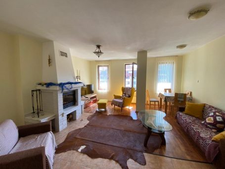 Дневна в двустаен апартамент за продажба в Mountain Dream Id 253 