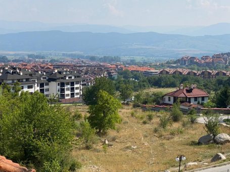 Гледка към Банско от балкона на двустаен апартамент за продажба Id 253 
