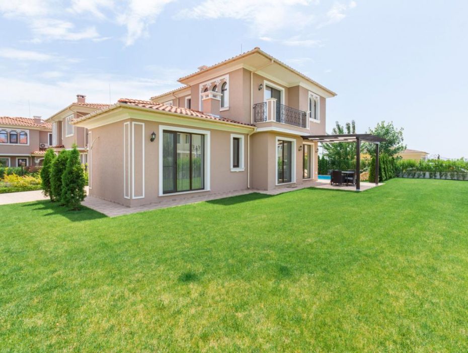 Вила за продажба в комплекс Victoria Hill East Id 239 