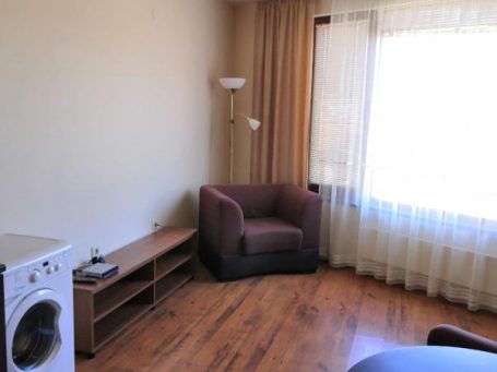 Имоти в България - Банско - Тристаен апартамент до ски лифта Id 275 