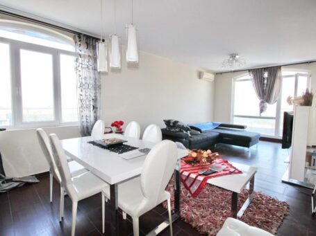 Id 335 Купить трехкомнатную квартиру в Несебре, Болгария
