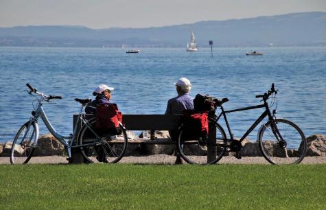 Temporary and permanent residence permits in Bulgaria for pensioners