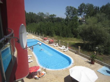 Id 361 Бассейн в комплексе Id 361 Комплекс Global Ville Apartcomplex, Солнечный берег