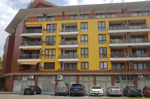 Коммерческая недвижимость - продажа магазина в Несебре, отель "Мираж" Id 348