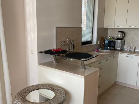 Мебели, прозорец Id 375