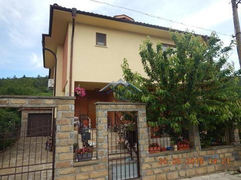 Increasing demand for houses in Bulgaria in 2022: reasons, trends and current prices