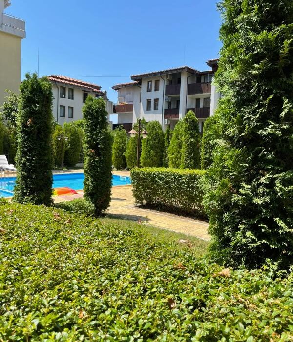 Id 411 Комплекс Villa South, Святой Влас