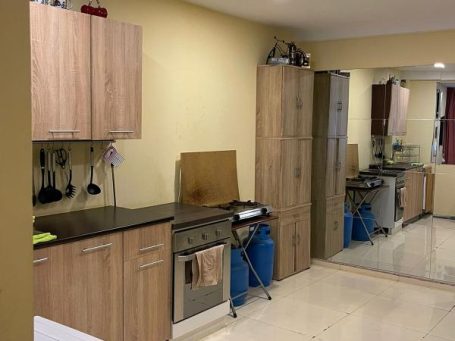 тристаен апартамент в кв. Лазур, Бургас - продажба