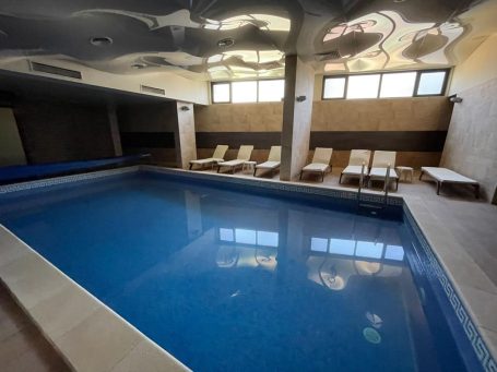 басейн - комплекс Маcon Residence