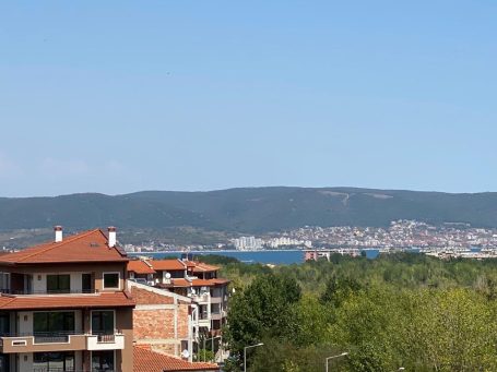 Id 482 Гледка от терасата към морето