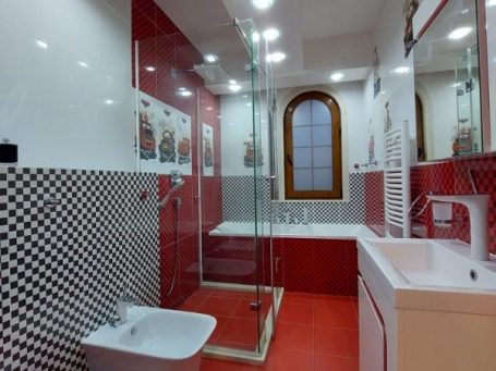 Id 469 Санузел с ванной и душевой кабиной