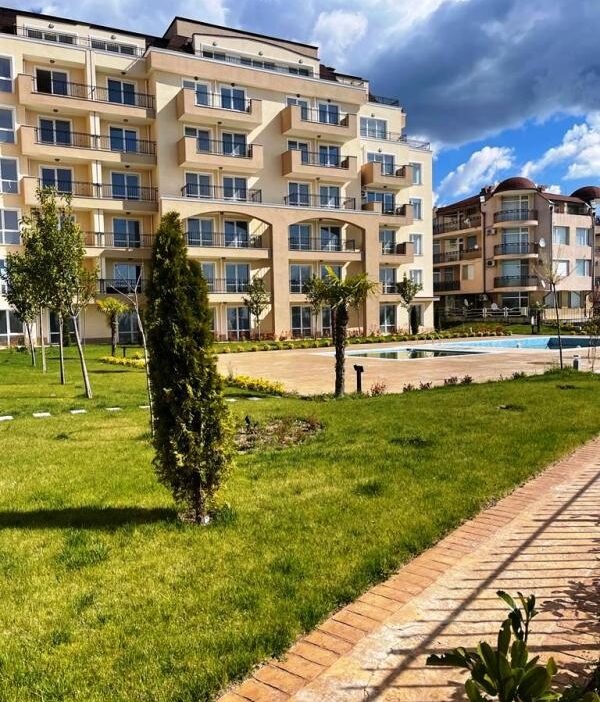 Id 526 Вид на комплекс "Ипанема Бич" в Святом Власе 