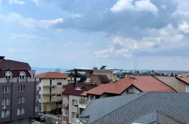 Видовой апартамент в квартале Черное море в Несебре - продажа