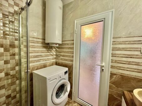 Id 531 Санузел с бойлером и стиральной машиной