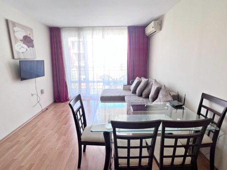 ID 567 Трапезария в студио