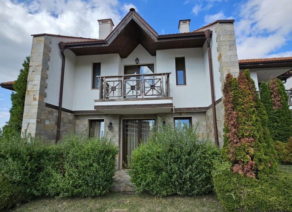 ID 571 Двуетажна къща с две спални в Кошарица