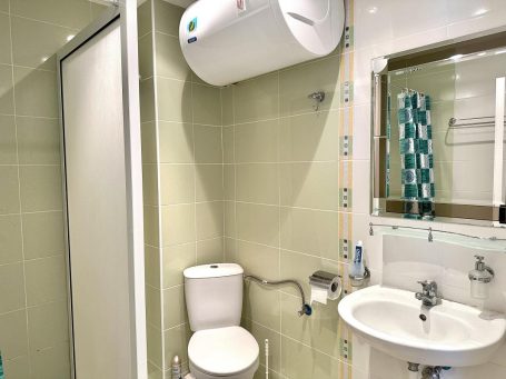 Id 494 Санузел с бойлером