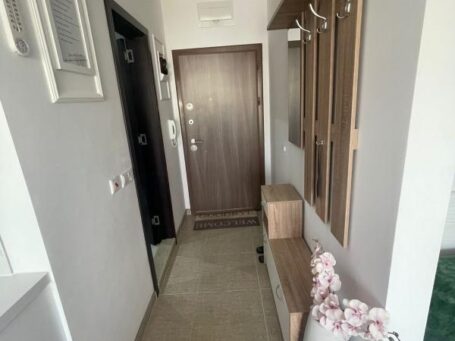 ID 682 Прихожая 
