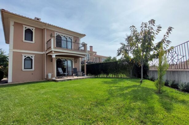 ID 653 Вилла в комплексе Victoria Royal Garden, Поморие - продажа