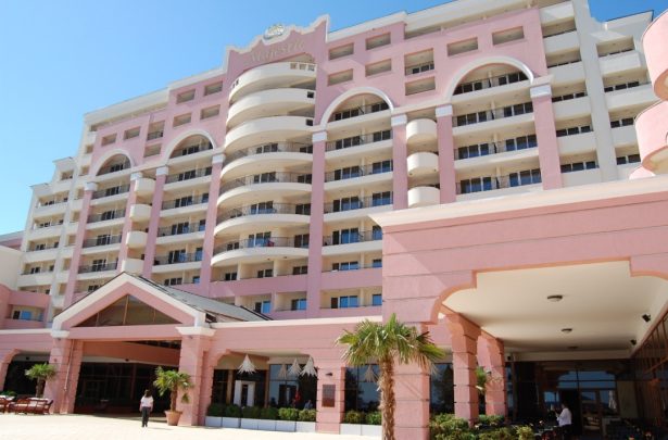 ID 647 Просторная студия в комплексе Majestic Beach в Солнечном берегу