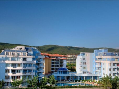 ID 763 Комплекс "Laguna" в Солнечном берегу 