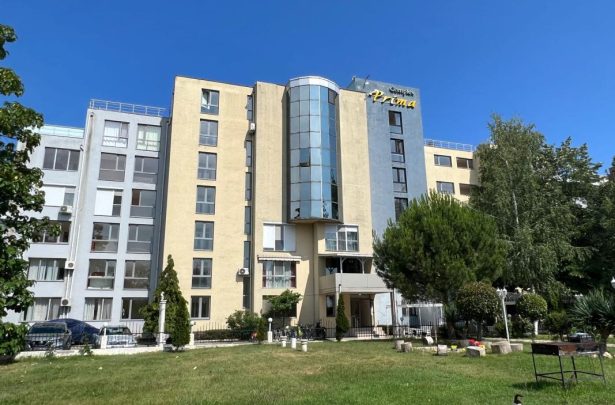 ID 774 Вид на комплекс «Prima 1» 