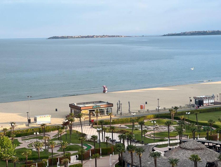 ID 747 Апартамент с гледка море в апарт-хотел Majestic Beach в Слънчев бряг