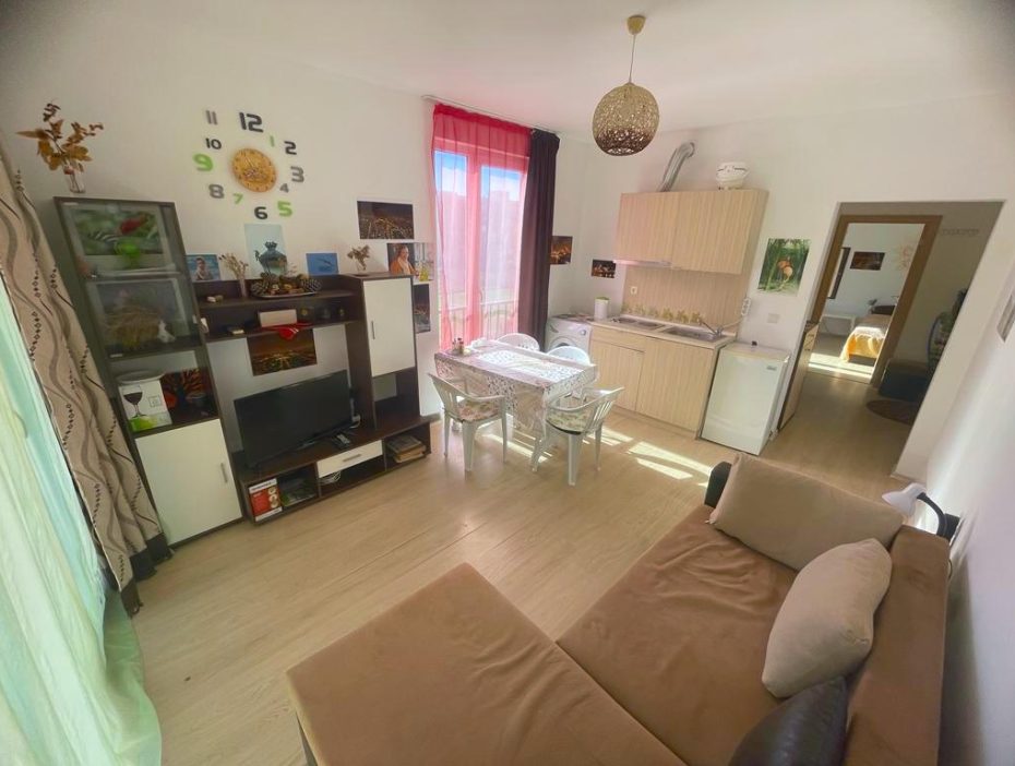 Апартамент в комплекс “Sunny View Central” в Слънчев бряг