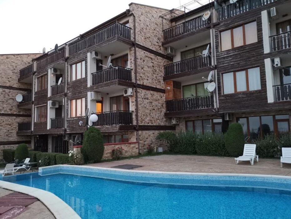ID 800 Апартамент с двумя спальнями в «Sunny House» в Кошарице