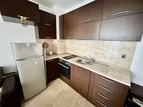 ID 767 Кухненски кът