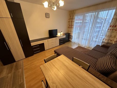 ID 788 Диван, гардероб, маса