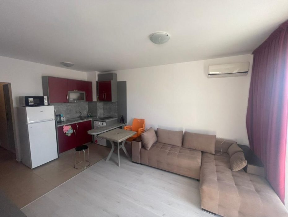 ID 890 Студио в Поморие в жилищна сграда - Apart Estate