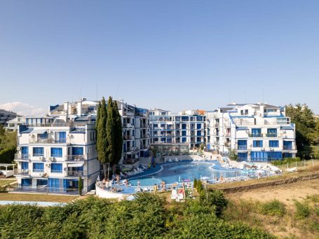 ID 858 "Blue Bay Palace" в град Поморие 