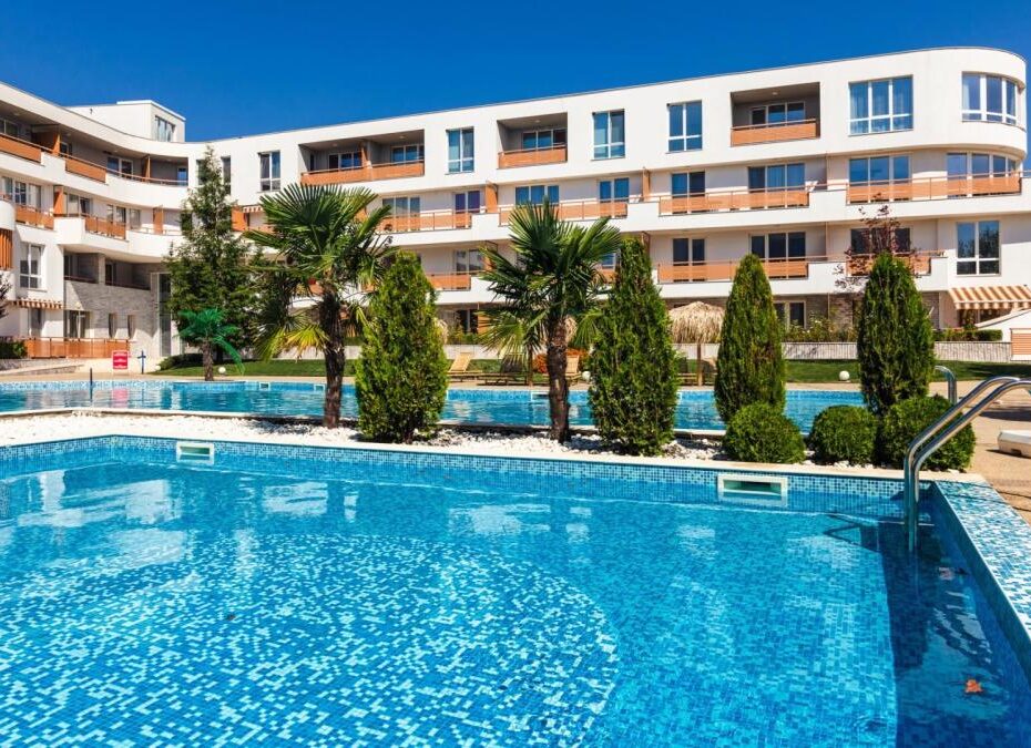 ID 919 Вид на комплекс "Las Brisas" в Сарафово