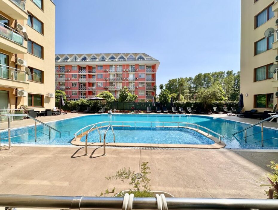 Уютная квартира в комплексе «Amadeus 11» - Apart Estate